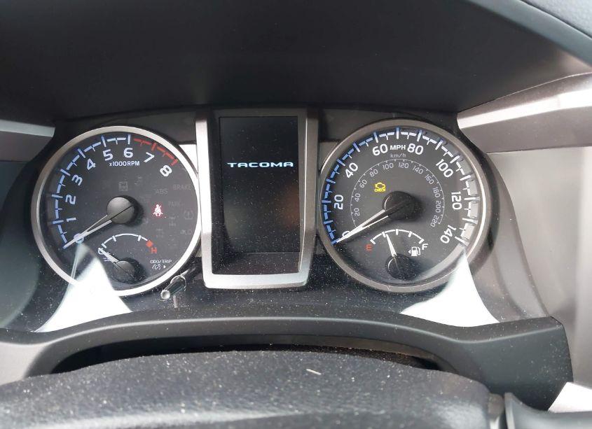 Photo 7 of 2021 Toyota Tacoma SR5 V6 (VIN 5TFAZ5CNXMX118522)