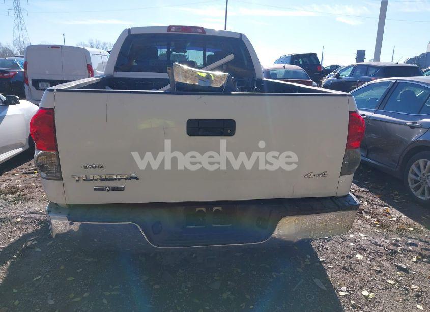 Photo 16 of 2007 Toyota Tundra SR5 4.7L V8 (VIN 5TFBT54107X004759)