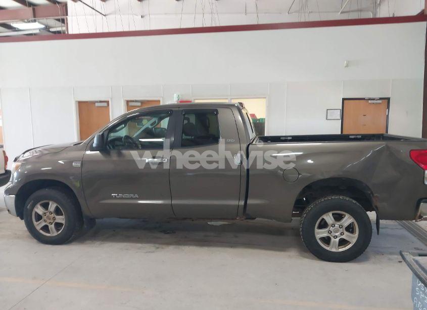 Photo 14 of 2007 Toyota Tundra SR5 4.7L V8 (VIN 5TFBT54137X006800)