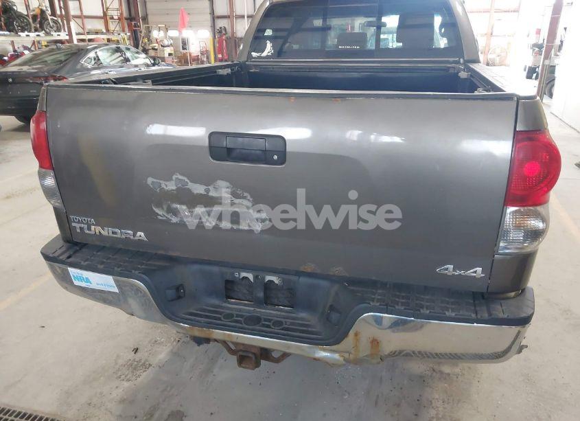 Photo 16 of 2007 Toyota Tundra SR5 4.7L V8 (VIN 5TFBT54137X006800)
