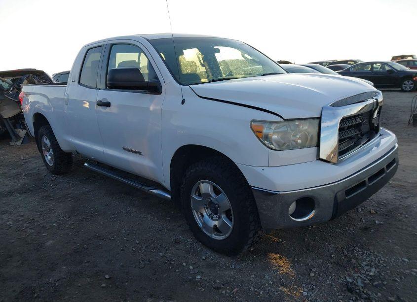 2007 Toyota Tundra SR5 4.7L V8 (VIN 5TFBT54187X002225) main photo
