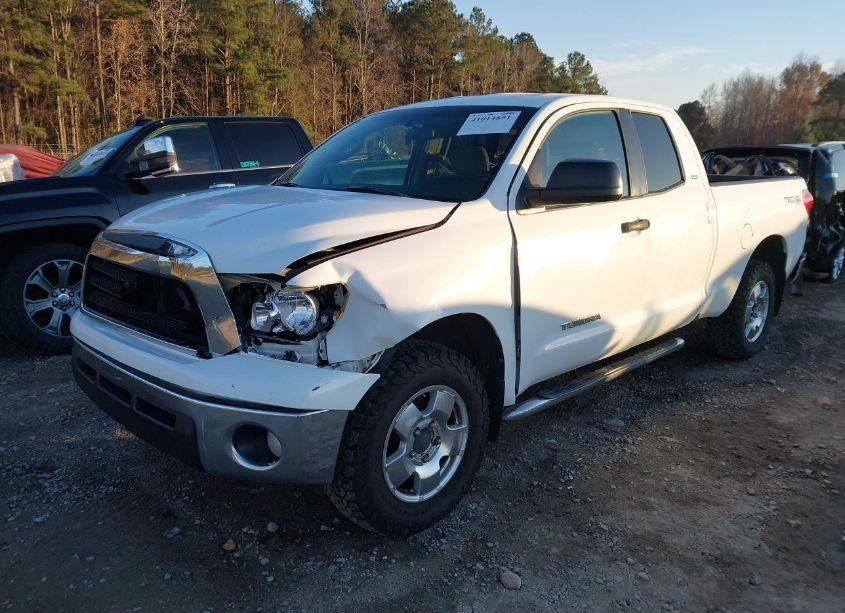 Photo 2 of 2007 Toyota Tundra SR5 4.7L V8 (VIN 5TFBT54187X002225)
