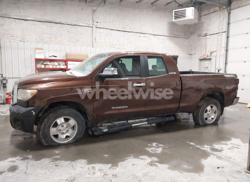 Photo 14 of 2007 Toyota Tundra SR5 4.7L V8 (VIN 5TFBT54187X007232)