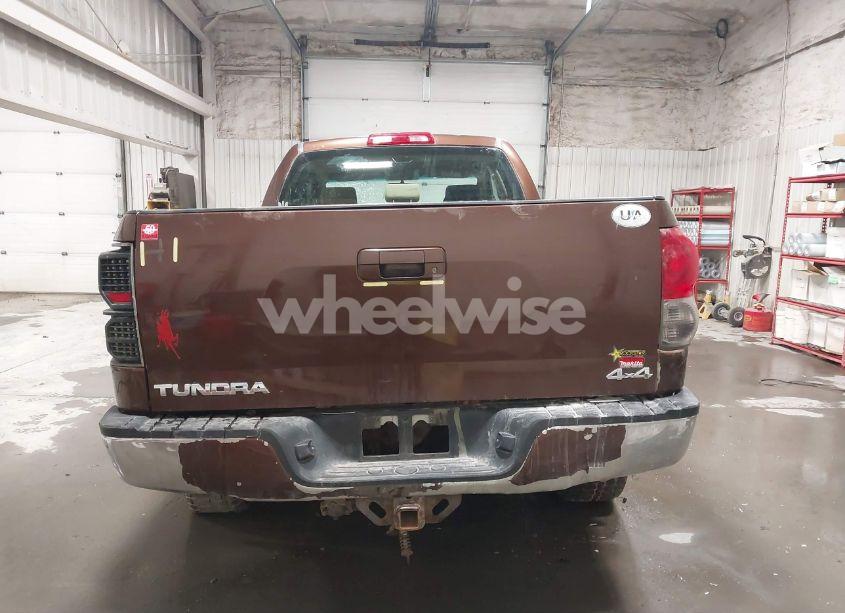 Photo 16 of 2007 Toyota Tundra SR5 4.7L V8 (VIN 5TFBT54187X007232)