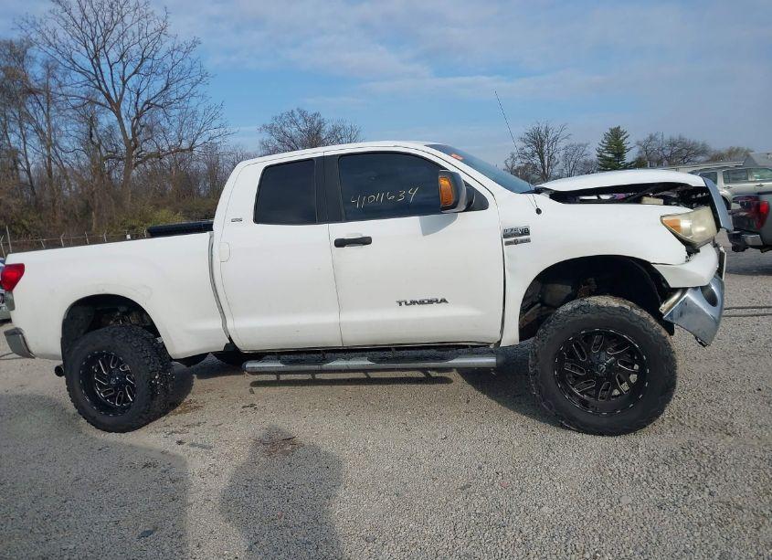 Photo 14 of 2008 Toyota Tundra SR5 5.7L V8 (VIN 5TFBV54118X036874)