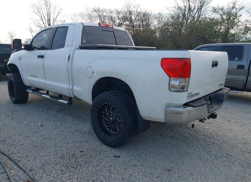 Photo 3 of 2008 Toyota Tundra SR5 5.7L V8 (VIN 5TFBV54118X036874)