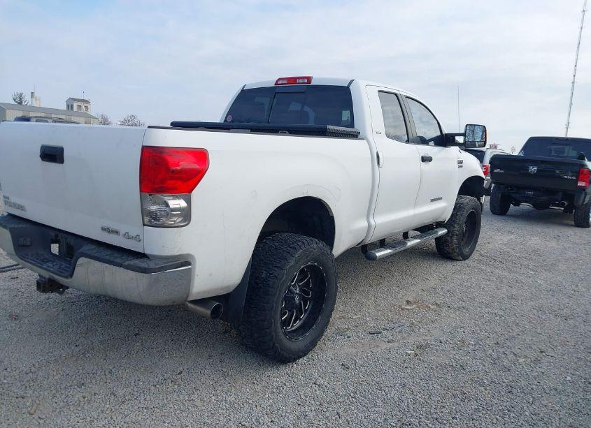 Photo 4 of 2008 Toyota Tundra SR5 5.7L V8 (VIN 5TFBV54118X036874)