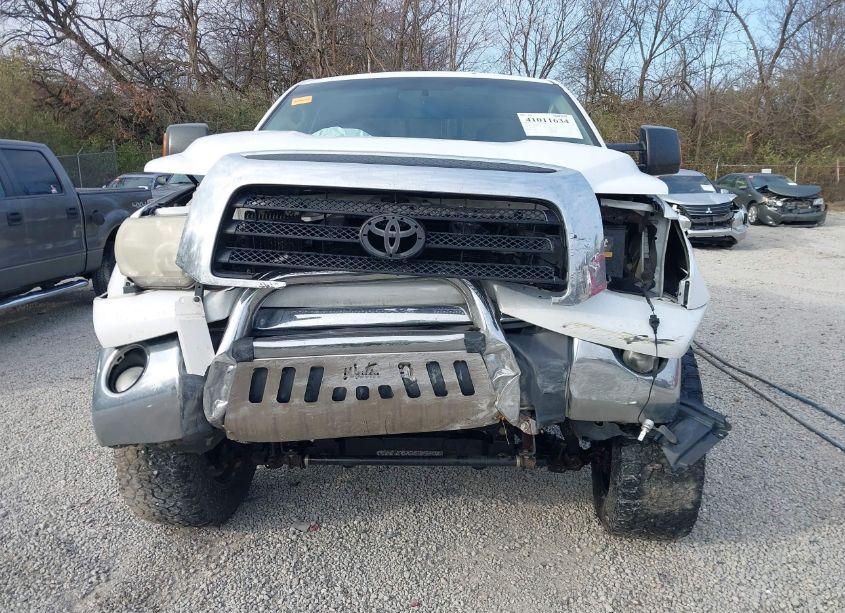Photo 6 of 2008 Toyota Tundra SR5 5.7L V8 (VIN 5TFBV54118X036874)