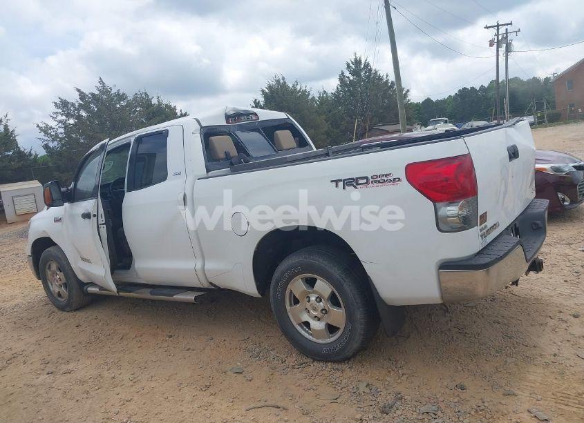 Photo 13 of 2008 Toyota Tundra SR5 5.7L V8 (VIN 5TFBV54118X044358)