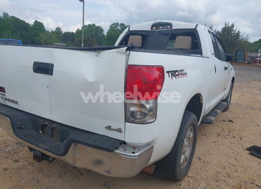 Photo 17 of 2008 Toyota Tundra SR5 5.7L V8 (VIN 5TFBV54118X044358)