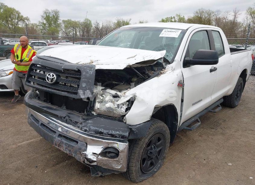 Photo 6 of 2008 Toyota Tundra BASE 5.7L V8 (VIN 5TFBV54118X055649)