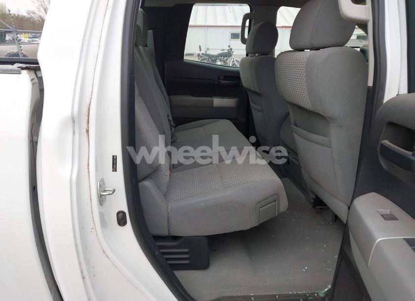 Photo 8 of 2008 Toyota Tundra BASE 5.7L V8 (VIN 5TFBV54118X055649)