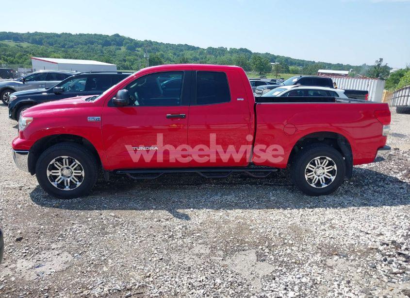 Photo 14 of 2008 Toyota Tundra SR5 5.7L V8 (VIN 5TFBV54128X033207)