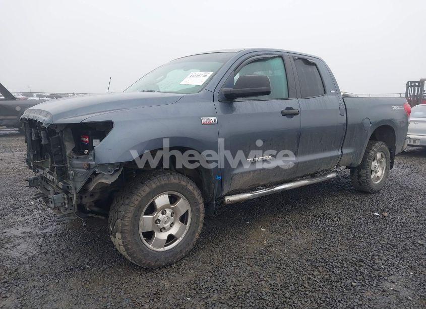 Photo 2 of 2008 Toyota Tundra SR5 5.7L V8 (VIN 5TFBV54128X040335)