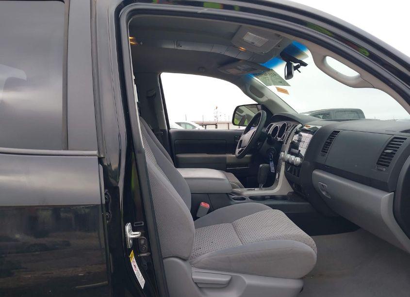 Photo 5 of 2008 Toyota Tundra SR5 5.7L V8 (VIN 5TFBV54128X075490)