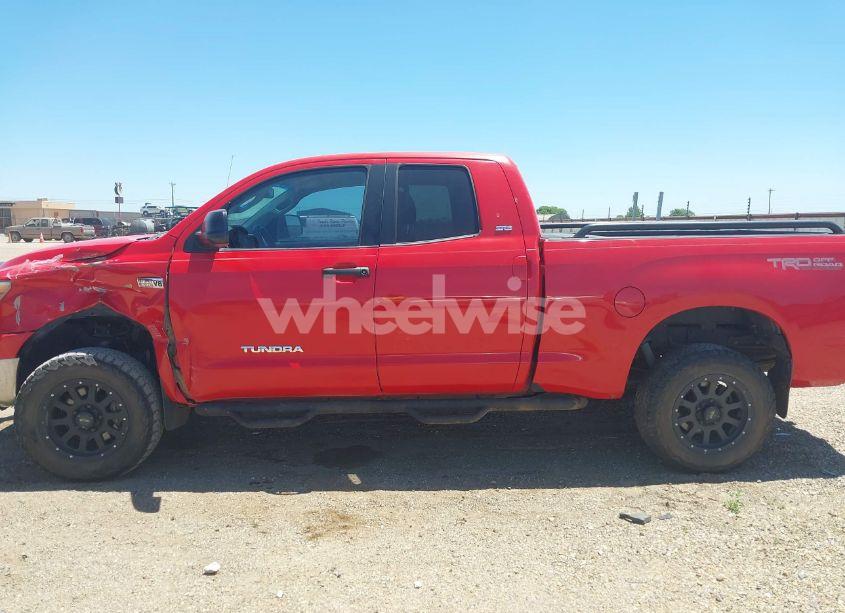 Photo 14 of 2008 Toyota Tundra SR5 5.7L V8 (VIN 5TFBV54128X080074)