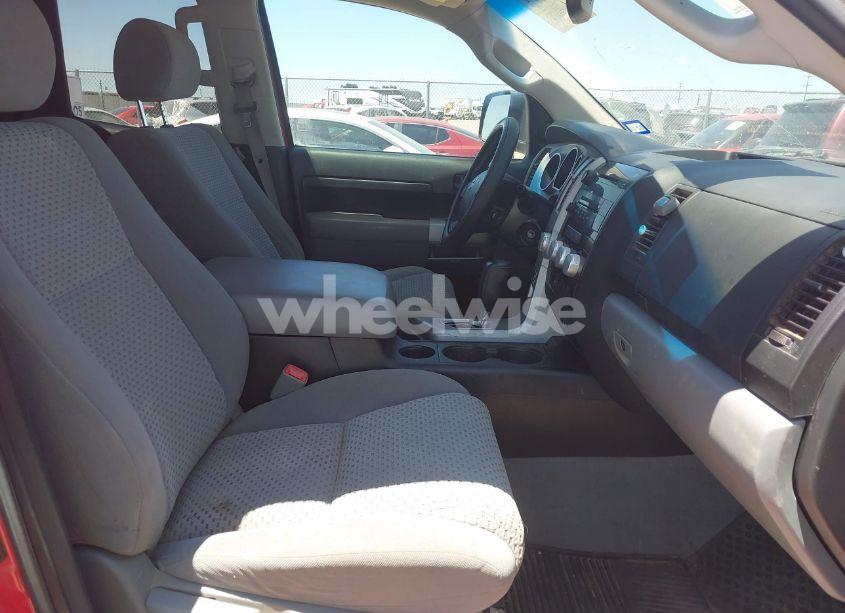 Photo 5 of 2008 Toyota Tundra SR5 5.7L V8 (VIN 5TFBV54128X080074)