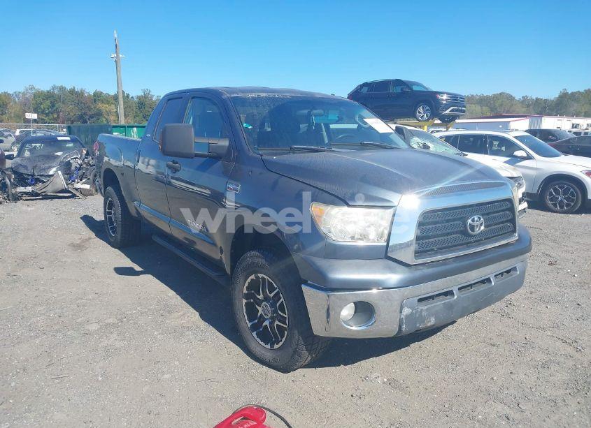 2009 Toyota Tundra SR5 5.7L V8 (VIN 5TFBV54139X086029) main photo