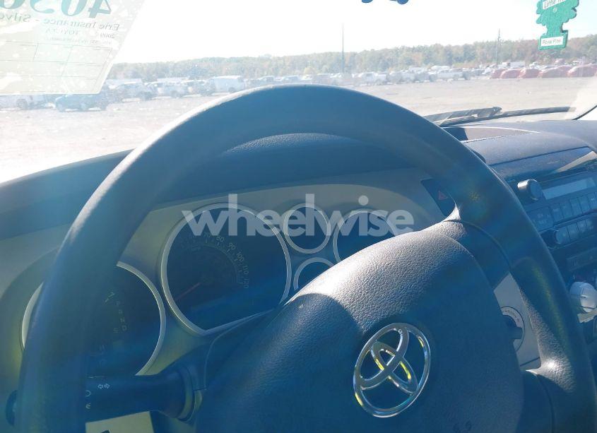 Photo 15 of 2009 Toyota Tundra SR5 5.7L V8 (VIN 5TFBV54139X086029)