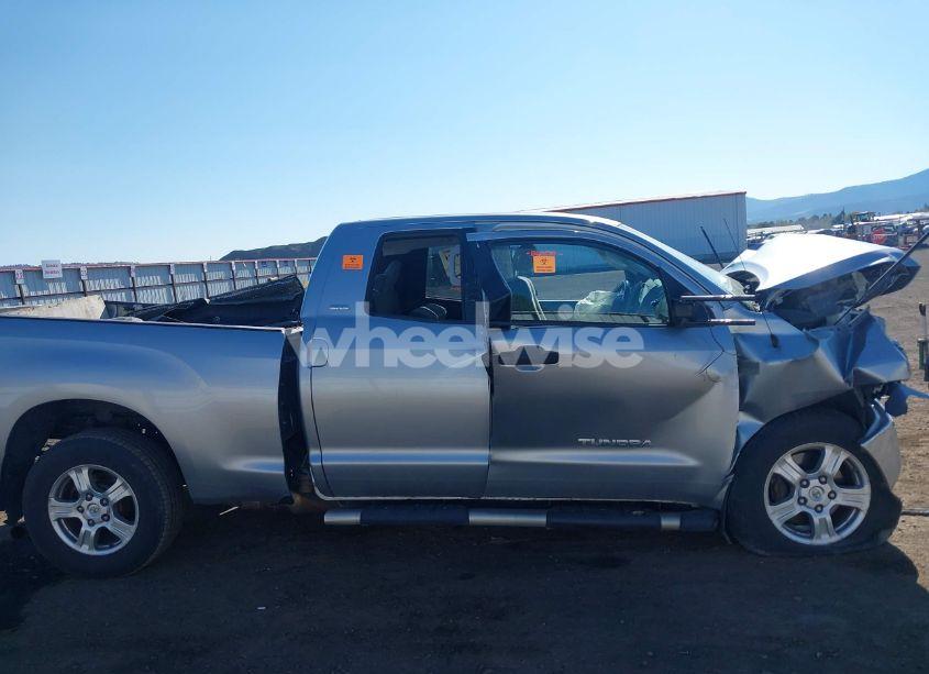 Photo 14 of 2007 Toyota Tundra SR5 5.7L V8 (VIN 5TFBV54147X012194)