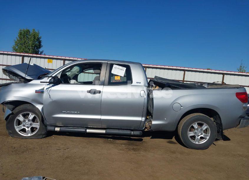 Photo 15 of 2007 Toyota Tundra SR5 5.7L V8 (VIN 5TFBV54147X012194)