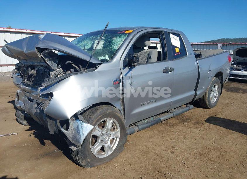 Photo 2 of 2007 Toyota Tundra SR5 5.7L V8 (VIN 5TFBV54147X012194)