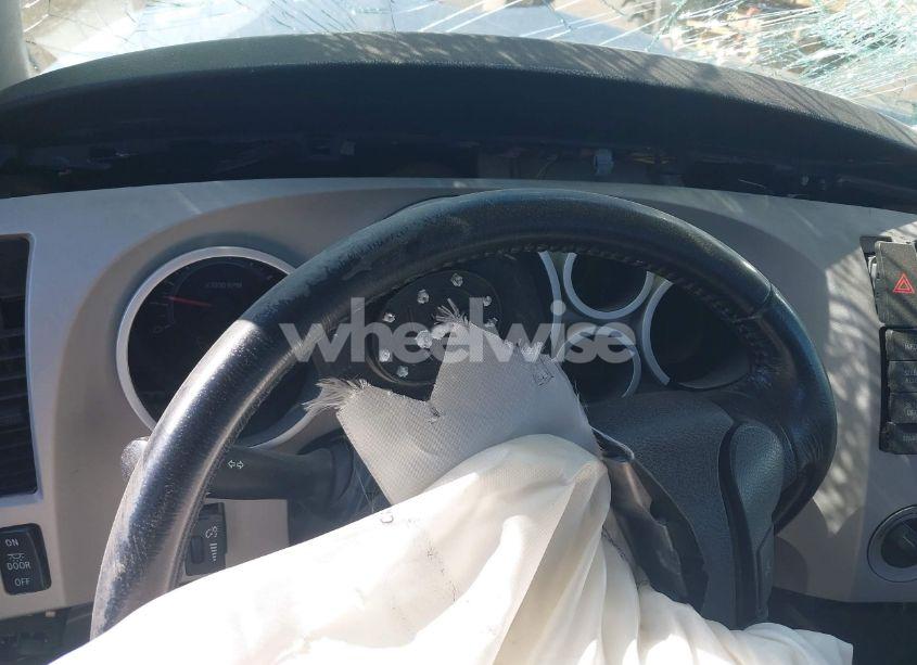 Photo 7 of 2007 Toyota Tundra SR5 5.7L V8 (VIN 5TFBV54147X012194)