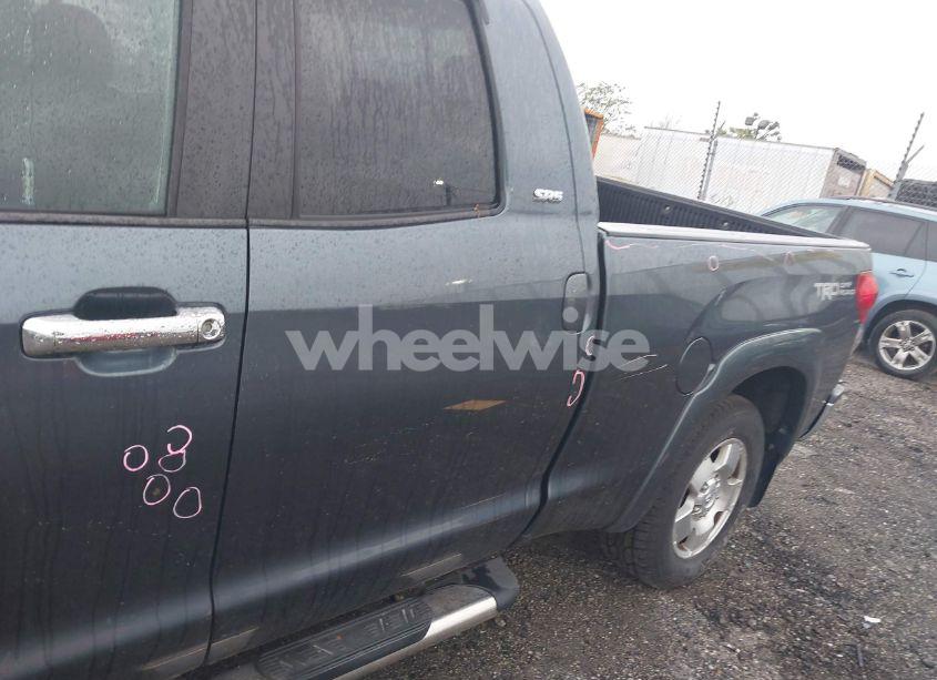 Photo 19 of 2008 Toyota Tundra SR5 5.7L V8 (VIN 5TFBV54148X071912)