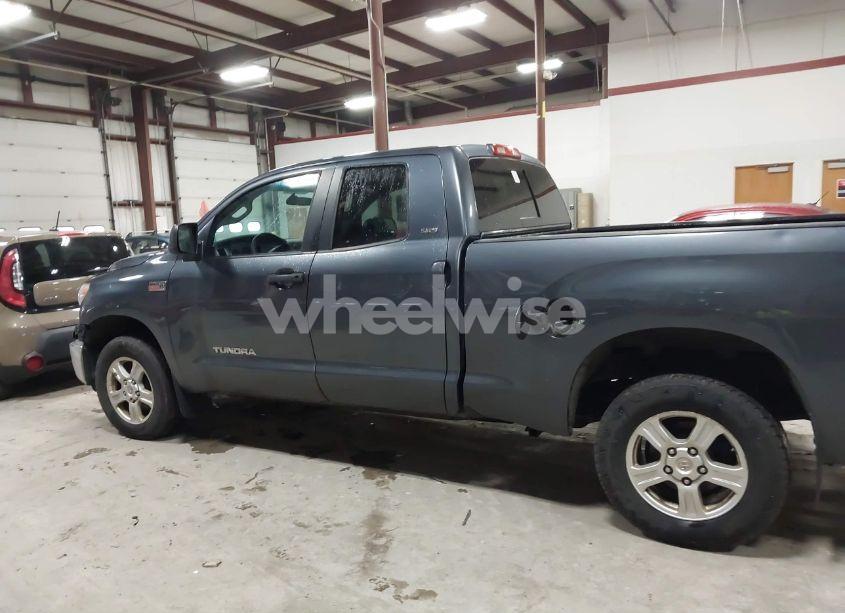 Photo 14 of 2008 Toyota Tundra SR5 5.7L V8 (VIN 5TFBV54148X075409)