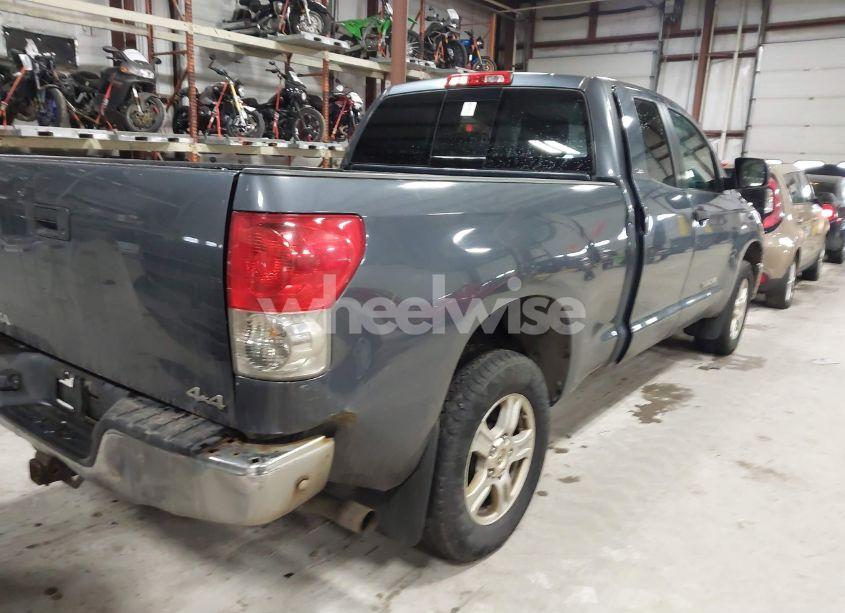 Photo 4 of 2008 Toyota Tundra SR5 5.7L V8 (VIN 5TFBV54148X075409)