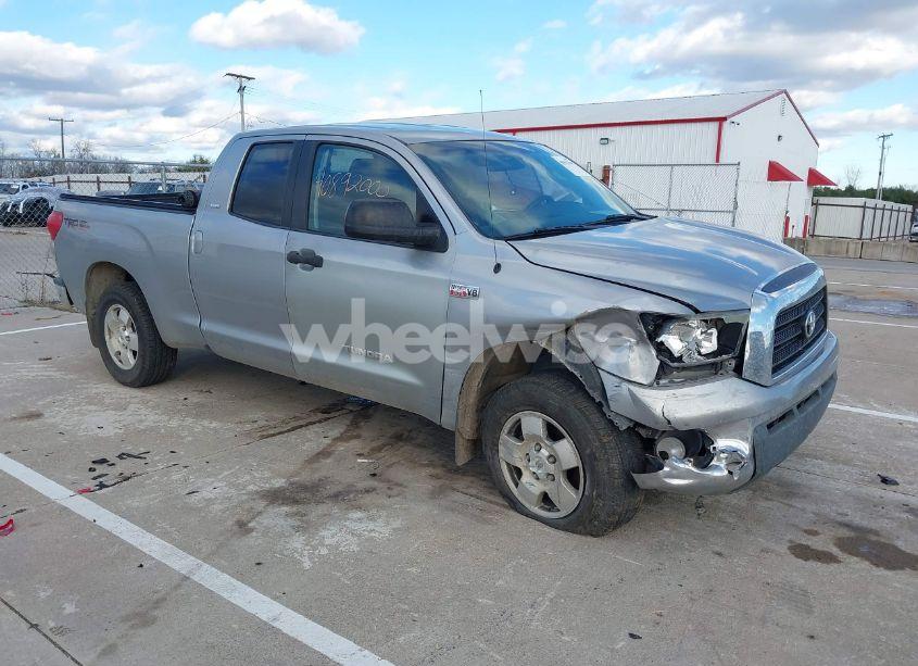 2008 Toyota Tundra SR5 5.7L V8 (VIN 5TFBV54148X077919) main photo