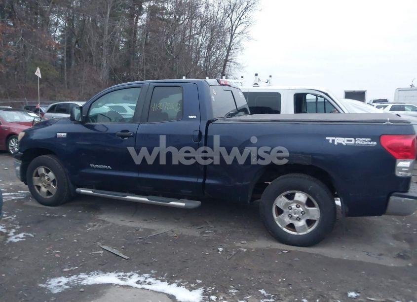 Photo 14 of 2007 Toyota Tundra SR5 5.7L V8 (VIN 5TFBV54157X012236)