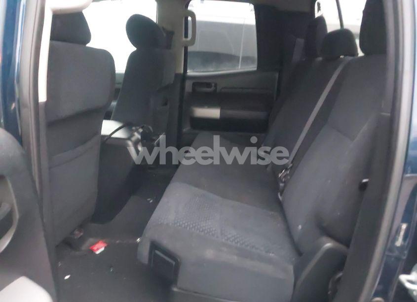 Photo 8 of 2007 Toyota Tundra SR5 5.7L V8 (VIN 5TFBV54157X012236)