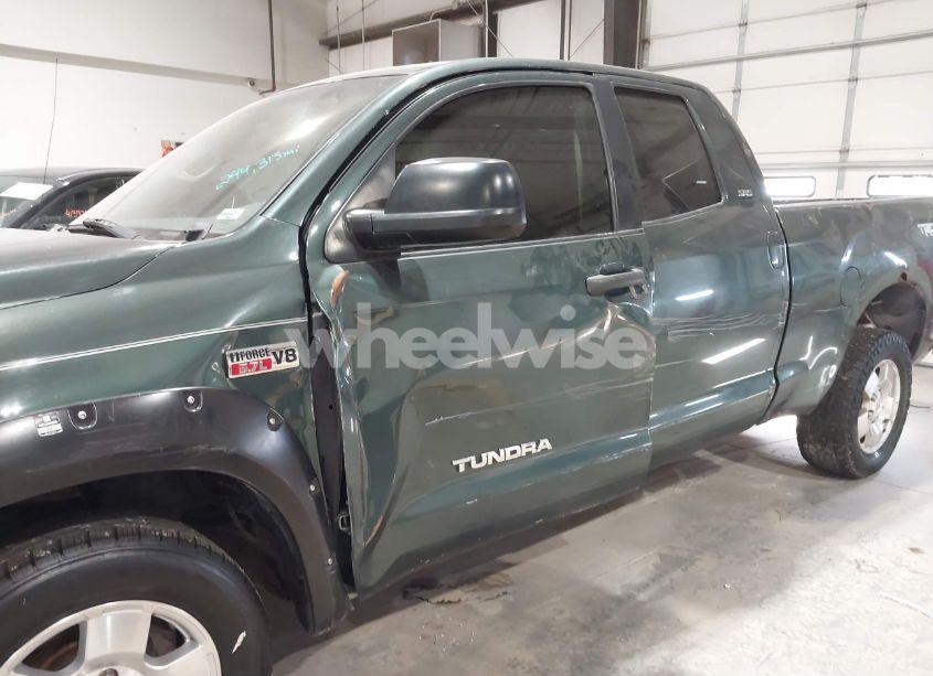 Photo 6 of 2007 Toyota Tundra SR5 5.7L V8 (VIN 5TFBV54157X021874)