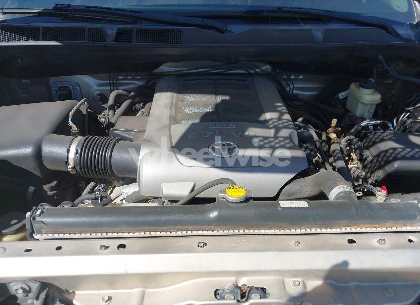 Photo 10 of 2007 Toyota Tundra SR5 5.7L V8 (VIN 5TFBV54167X024430)
