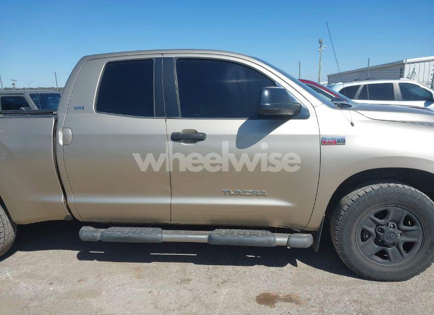 Photo 13 of 2007 Toyota Tundra SR5 5.7L V8 (VIN 5TFBV54167X024430)