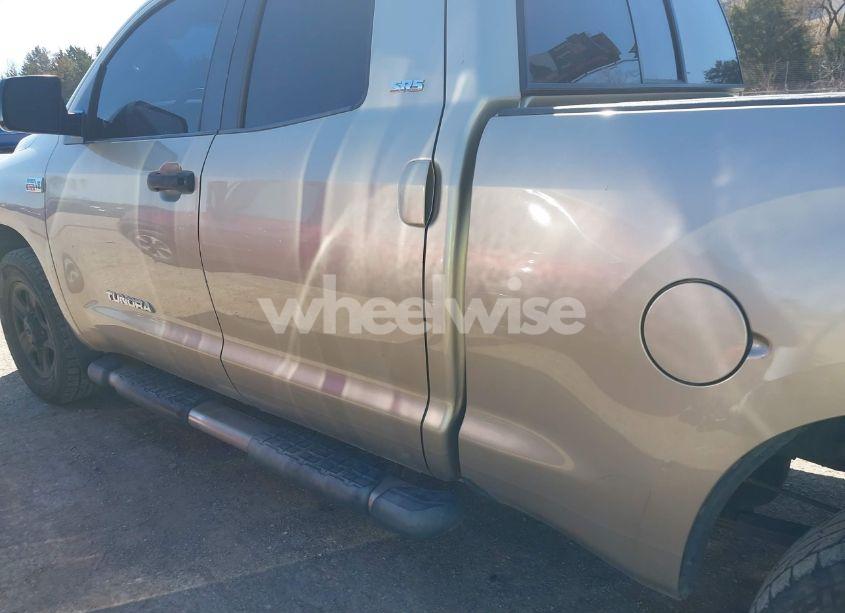 Photo 14 of 2007 Toyota Tundra SR5 5.7L V8 (VIN 5TFBV54167X024430)