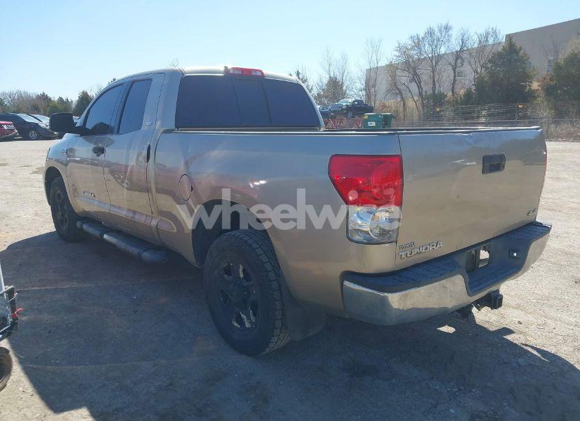 Photo 3 of 2007 Toyota Tundra SR5 5.7L V8 (VIN 5TFBV54167X024430)