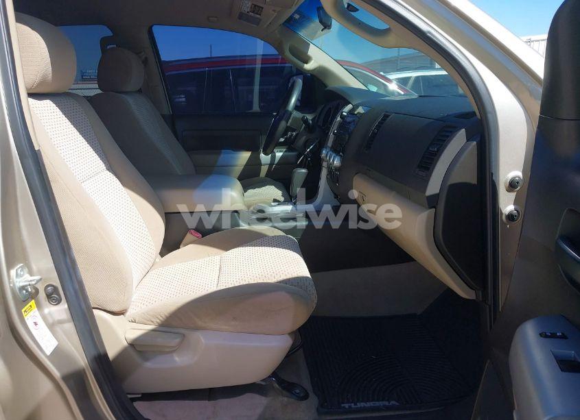 Photo 5 of 2007 Toyota Tundra SR5 5.7L V8 (VIN 5TFBV54167X024430)