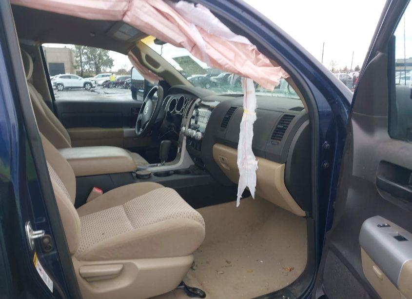 Photo 5 of 2008 Toyota Tundra SR5 5.7L V8 (VIN 5TFBV54168X035459)