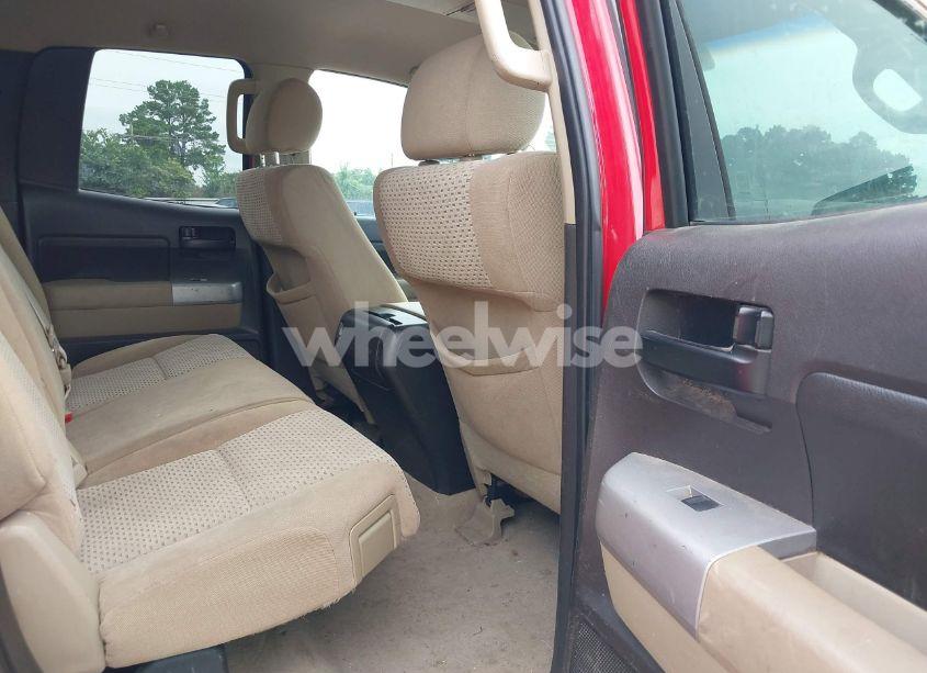 Photo 8 of 2007 Toyota Tundra SR5 5.7L V8 (VIN 5TFBV54177X025179)