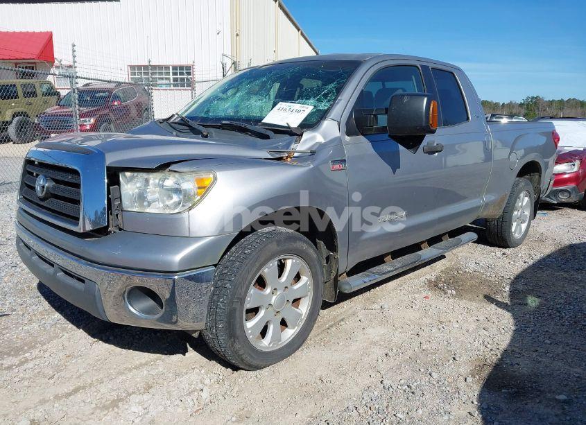Photo 2 of 2007 Toyota Tundra SR5 5.7L V8 (VIN 5TFBV54187X004258)