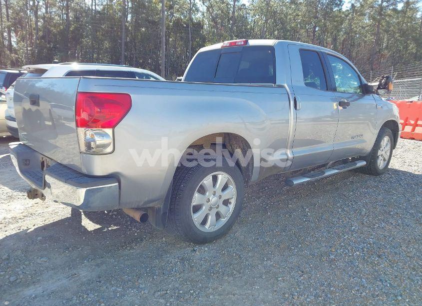 Photo 4 of 2007 Toyota Tundra SR5 5.7L V8 (VIN 5TFBV54187X004258)