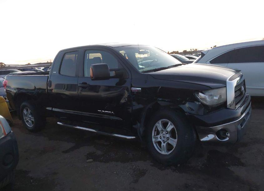Photo 14 of 2007 Toyota Tundra SR5 5.7L V8 (VIN 5TFBV54187X011565)