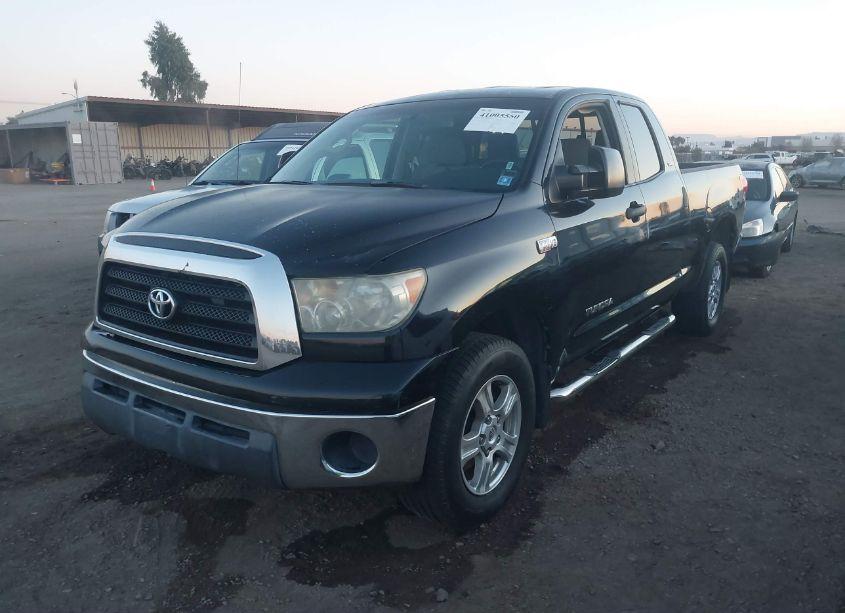 Photo 2 of 2007 Toyota Tundra SR5 5.7L V8 (VIN 5TFBV54187X011565)