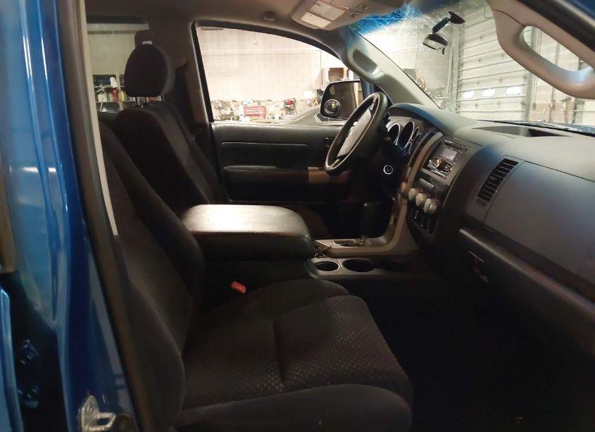 Photo 5 of 2008 Toyota Tundra SR5 5.7L V8 (VIN 5TFBV54198X071565)