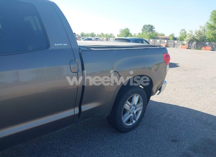 Photo 6 of 2007 Toyota Tundra LIMITED 5.7L V8 (VIN 5TFBV58117X024359)