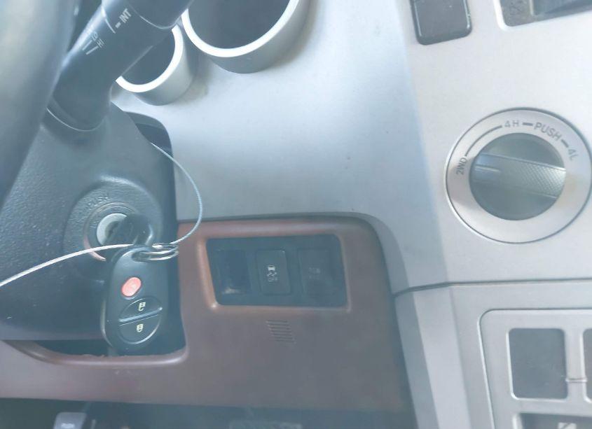 Photo 11 of 2007 Toyota Tundra LIMITED 5.7L V8 (VIN 5TFBV58167X004642)