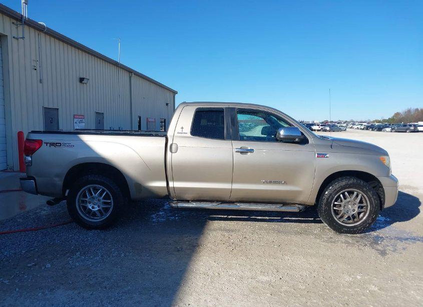 Photo 13 of 2007 Toyota Tundra LIMITED 5.7L V8 (VIN 5TFBV58167X004642)