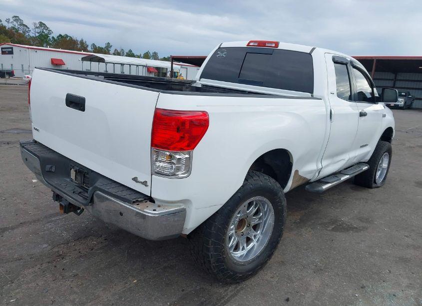 Photo 4 of 2009 Toyota Tundra SR5 5.7L V8 (VIN 5TFBW54179X084989)